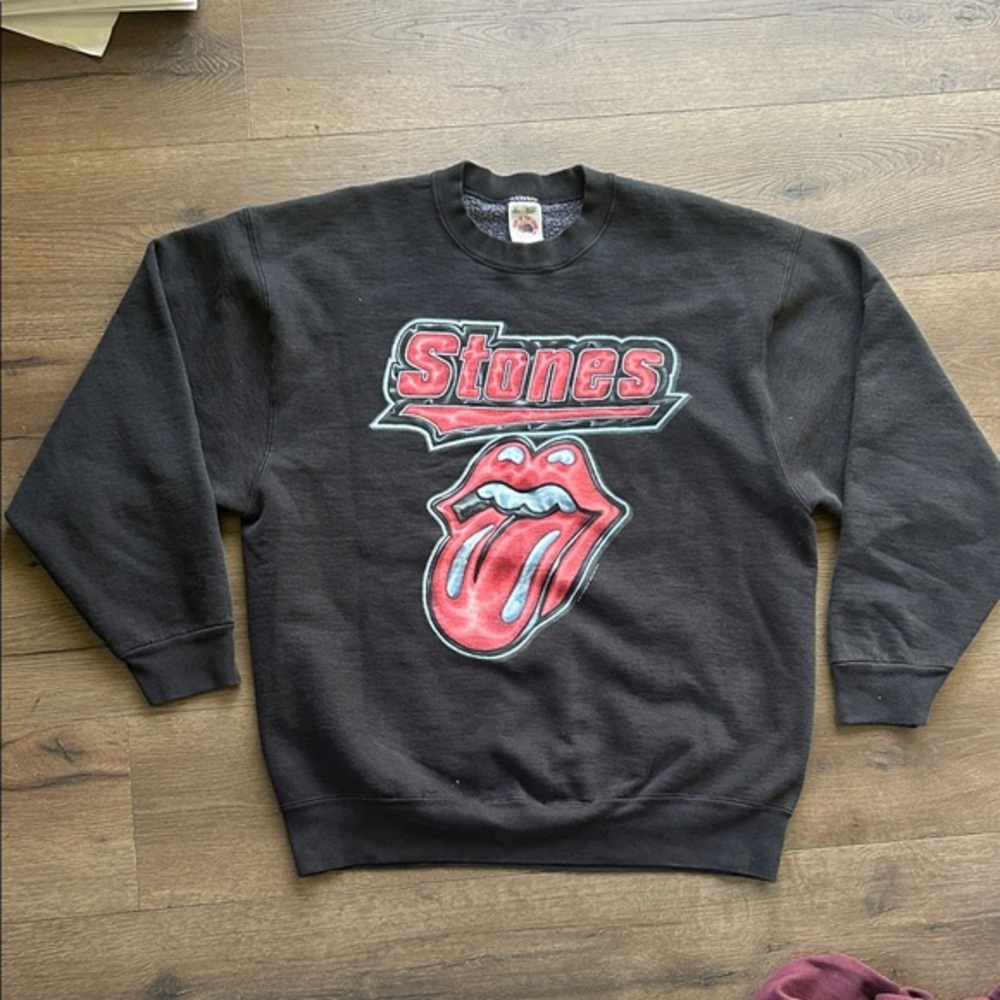 the Rolling Stones Vintage 1994 Sweatshirt with Red Tongue Graphic ! Large